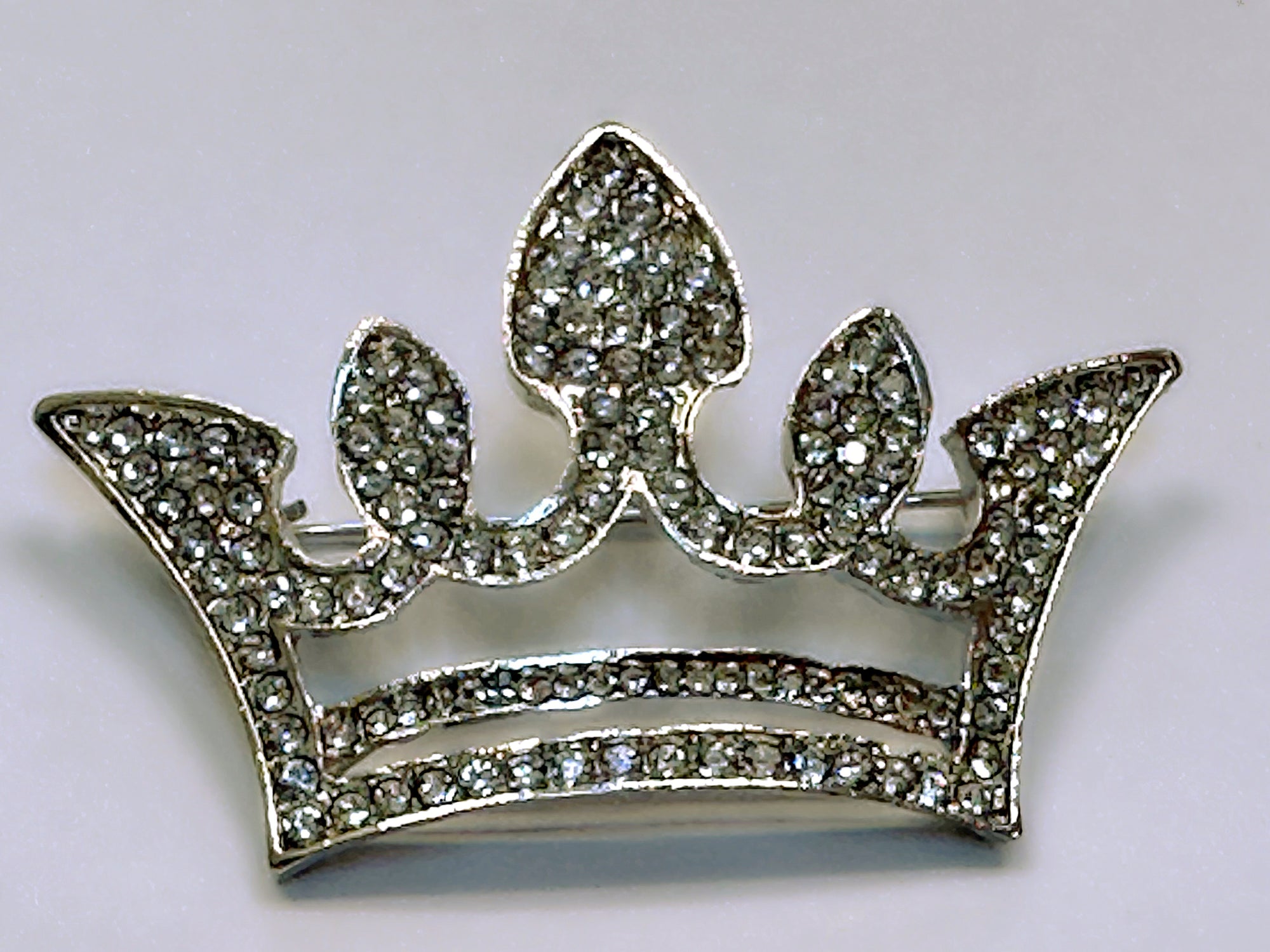 The Queens Collection Pins